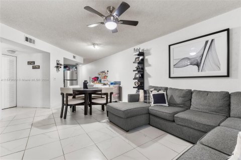 Condominio en venta en Doral, Florida, 2 dormitorios, 111.2 m2 № 1160111 - foto 5