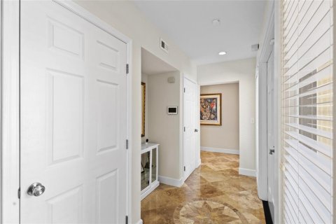 Condominio en venta en Orlando, Florida, 2 dormitorios, 139.17 m2 № 1200673 - foto 3