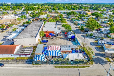 Immobilier commercial à vendre à West Park, Floride № 1170758 - photo 12