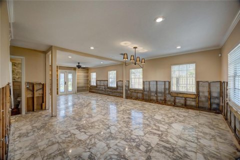 Villa ou maison à vendre à Tampa, Floride: 4 chambres, 197.32 m2 № 1406929 - photo 4