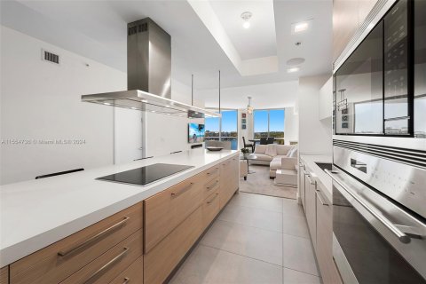 Condominio en venta en North Miami Beach, Florida, 3 dormitorios, 199.93 m2 № 1103828 - foto 13