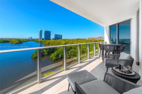 Condo in North Miami Beach, Florida, 3 bedrooms  № 1103828 - photo 9