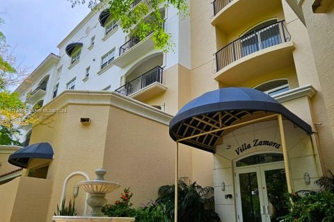 Condominio en venta en Coral Gables, Florida, 3 dormitorios, 149.02 m2 № 1391699 - foto 18