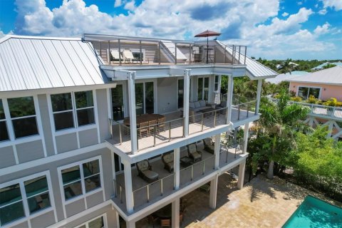 Villa ou maison à louer à Boca Grande, Floride: 4 chambres, 282.05 m2 № 1357785 - photo 3