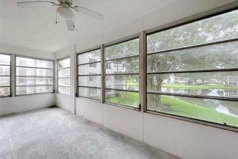 Copropriété à vendre à Davie, Floride: 2 chambres, 108.7 m2 № 1345569 - photo 25