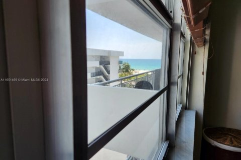 Copropriété à vendre à Miami Beach, Floride: 2 chambres, 122.91 m2 № 1345572 - photo 4