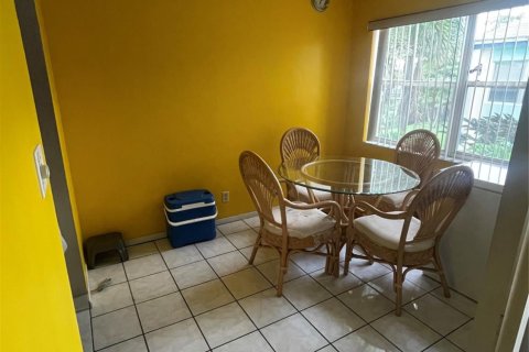 Copropriété à vendre à Fort Lauderdale, Floride: 2 chambres, 106.84 m2 № 1230288 - photo 13