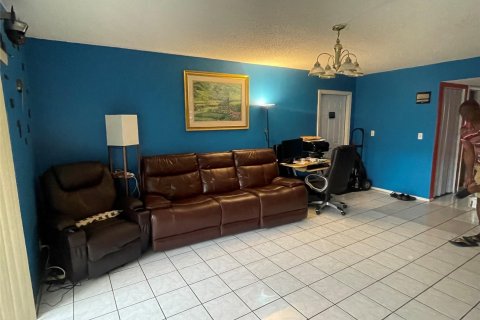 Copropriété à vendre à Fort Lauderdale, Floride: 2 chambres, 106.84 m2 № 1230288 - photo 17