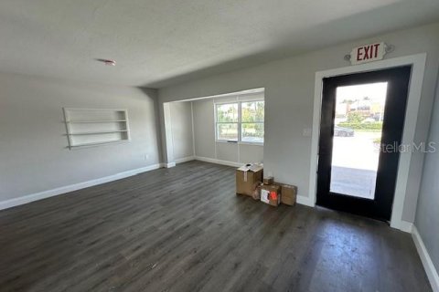 Immobilier commercial à louer à Winter Park, Floride: 87.14 m2 № 1351493 - photo 3