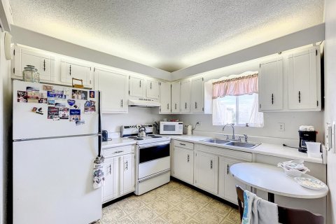 Condominio en venta en Jensen Beach, Florida, 2 dormitorios, 118.17 m2 № 653361 - foto 28