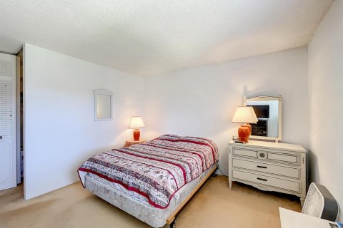 Condominio en venta en Jensen Beach, Florida, 2 dormitorios, 118.17 m2 № 653361 - foto 18