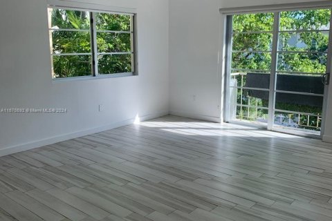 Copropriété à vendre à Miami Beach, Floride: 1 chambre, 44.87 m2 № 1400015 - photo 14