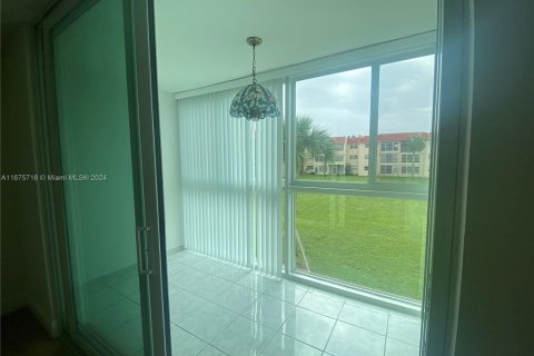 Condominio en venta en Sunrise, Florida, 2 dormitorios, 78.97 m2 № 1400110 - foto 18