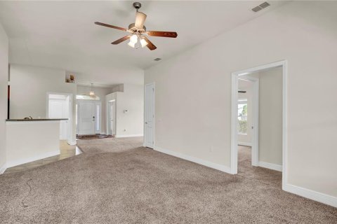 House in Winter Haven, Florida 4 bedrooms, 172.8 sq.m. № 1379865 - photo 29