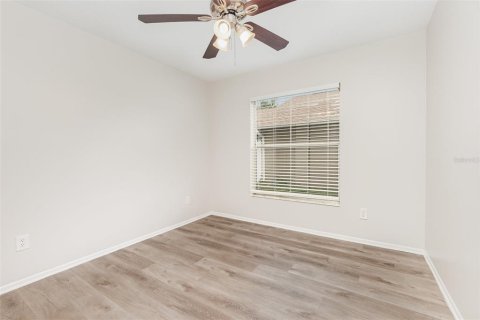 House in Orlando, Florida 3 bedrooms, 120.96 sq.m. № 1405317 - photo 20