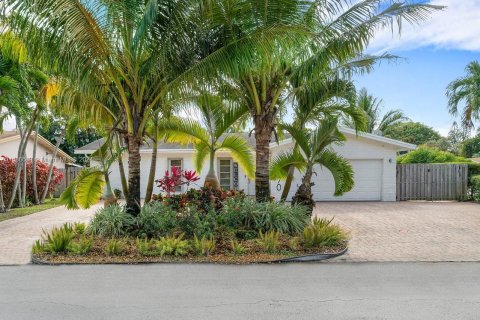 House in Fort Lauderdale, Florida 3 bedrooms, 156.17 sq.m. № 1423892 - photo 3