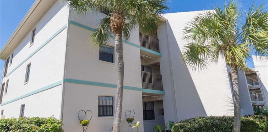 Condominio en Punta Gorda, Florida, 2 dormitorios  № 1104930