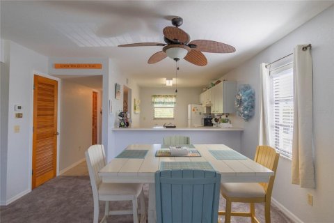 Condo in Punta Gorda, Florida, 2 bedrooms  № 1104930 - photo 6