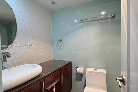 Condo in Sunny Isles Beach, Florida, 2 bedrooms  № 1355478 - photo 19