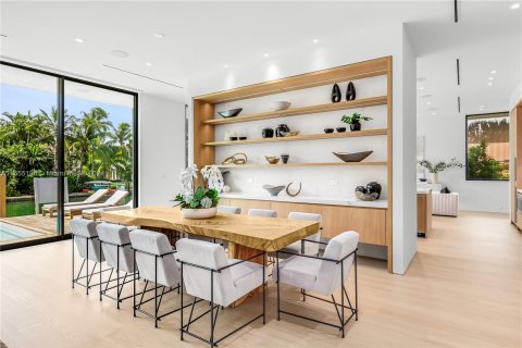 Casa en venta en Miami Beach, Florida, 7 dormitorios № 1355476 - foto 21