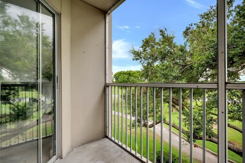 Condominio en venta en Pembroke Pines, Florida, 1 dormitorio, 97.08 m2 № 1235442 - foto 11