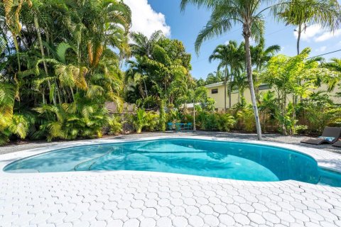 House in Fort Lauderdale, Florida 2 bedrooms, 75.81 sq.m. № 972897 - photo 7