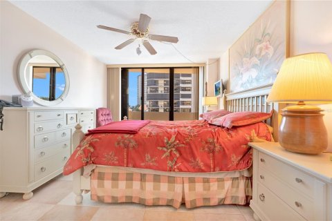 Condo in Riviera Beach, Florida, 2 bedrooms  № 1338829 - photo 22