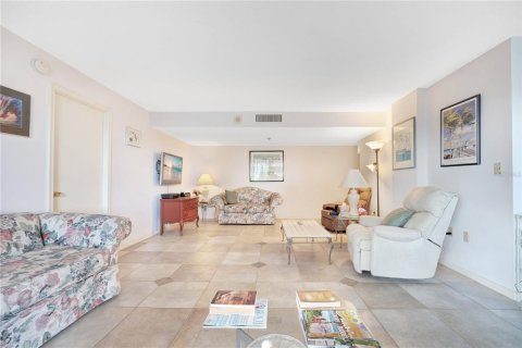 Condominio en venta en Riviera Beach, Florida, 2 dormitorios, 112.41 m2 № 1338829 - foto 11