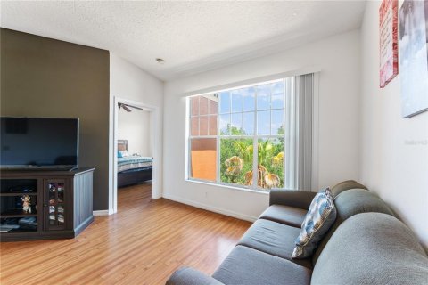 Condo in Orlando, Florida, 3 bedrooms  № 1387127 - photo 7