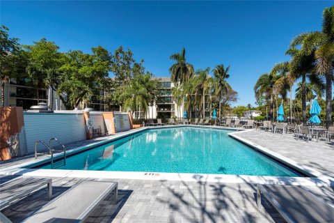 Condo in Fort Lauderdale, Florida, 1 bedroom  № 1096555 - photo 18