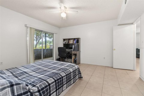 Condo in Lakeland, Florida, 2 bedrooms  № 1288767 - photo 16