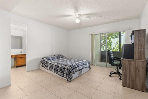 Condo in Lakeland, Florida, 2 bedrooms  № 1288767 - photo 15