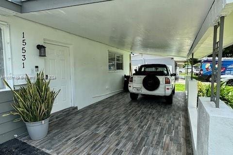 House in Homestead, Florida 3 bedrooms, 146.88 sq.m. № 1351628 - photo 3