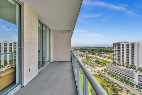 Condominio en alquiler en Miami, Florida, 1 dormitorio, 68.28 m2 № 1351651 - foto 26