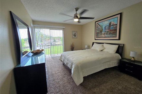 Condominio en alquiler en Temple Terrace, Florida, 3 dormitorios, 120.96 m2 № 1349077 - foto 12