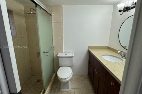 Condominio en venta en Hialeah, Florida, 2 dormitorios, 82.22 m2 № 1441728 - foto 12