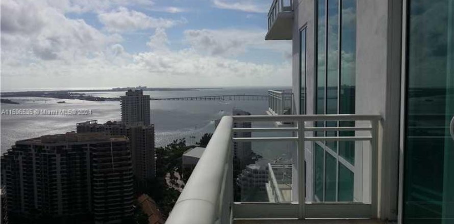 Condo à Miami, Floride, 4 chambres  № 1220602