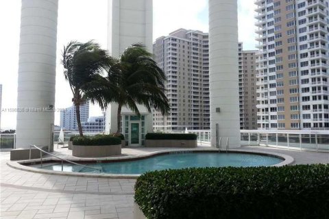 Copropriété à vendre à Miami, Floride: 4 chambres, 315.68 m2 № 1220602 - photo 3