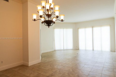 Condo in Riviera Beach, Florida, 3 bedrooms  № 1160923 - photo 4