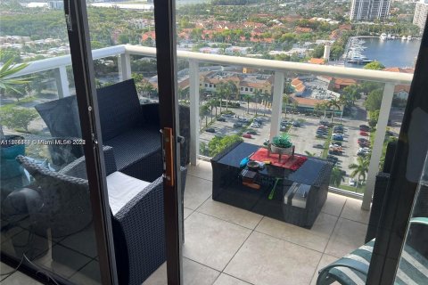 Condominio en venta en Aventura, Florida, 1 dormitorio, 83.24 m2 № 1375973 - foto 3