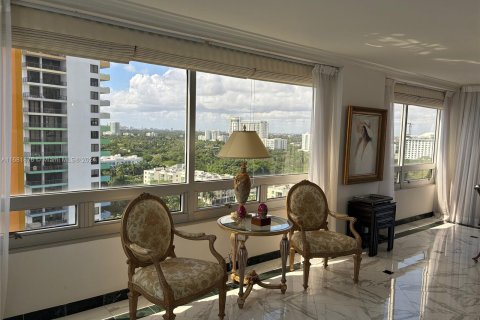 Condominio en venta en Miami, Florida, 2 dormitorios, 157.66 m2 № 1413670 - foto 20