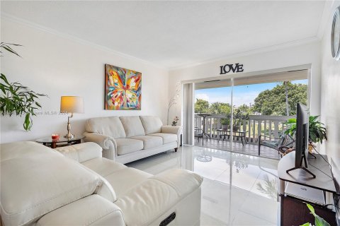 Copropriété à vendre à Hallandale Beach, Floride: 1 chambre, 65.03 m2 № 1319354 - photo 5