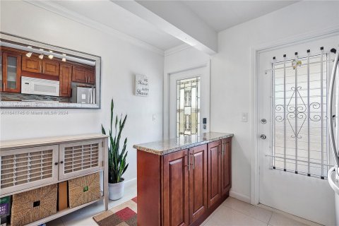 Copropriété à vendre à Hallandale Beach, Floride: 1 chambre, 65.03 m2 № 1319354 - photo 12