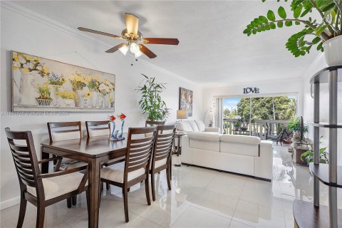 Copropriété à vendre à Hallandale Beach, Floride: 1 chambre, 65.03 m2 № 1319354 - photo 9