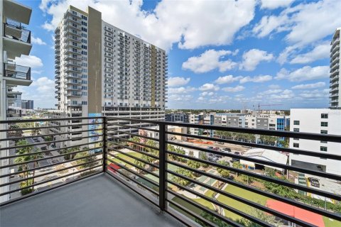 Condo in Tampa, Florida, 2 bedrooms  № 1417427 - photo 20