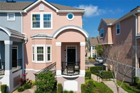 Condominio en venta en Orlando, Florida, 3 dormitorios, 151.8 m2 № 1403623 - foto 1