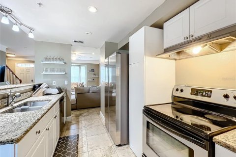 Copropriété à vendre à Orlando, Floride: 3 chambres, 151.8 m2 № 1403623 - photo 28