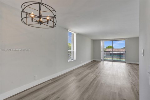 Copropriété à vendre à Davie, Floride: 3 chambres, 111.48 m2 № 1358662 - photo 10