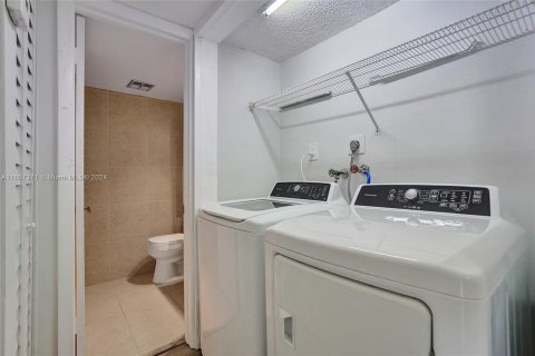 Condominio en venta en Davie, Florida, 3 dormitorios, 111.48 m2 № 1358662 - foto 22