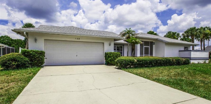 House in Port Charlotte, Florida 3 bedrooms, 191.29 sq.m. № 1288514